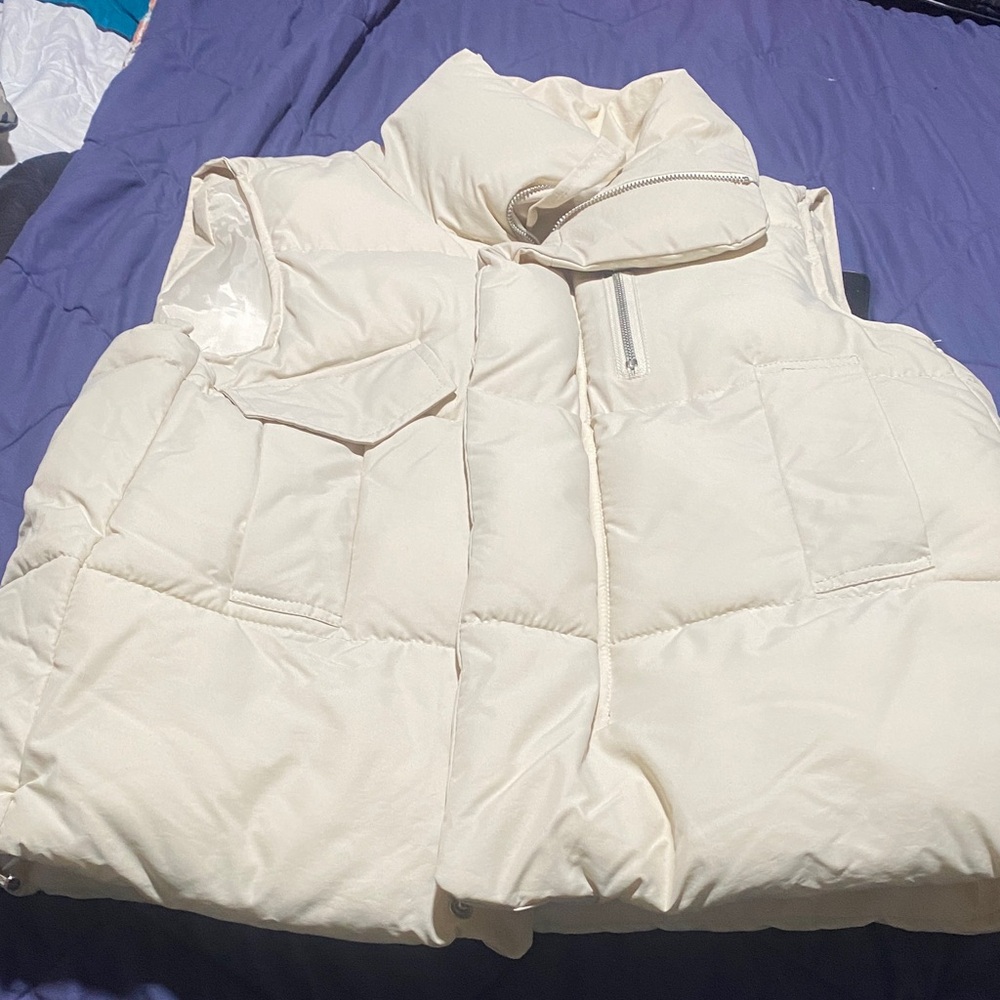 Women's Cream Puffer Vest